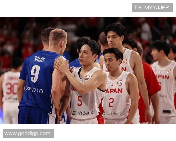 深圳篮球队在世界杯中的灵活性表现值得关注与深思 深圳篮球队在世界杯中的灵活性表现值得关注与深思