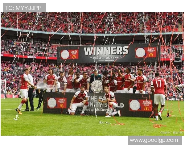 足球明星点球的威力与技巧解析如何影响比赛胜负的关键因素 足球明星点球的威力与技巧解析如何影响比赛胜负的关键因素