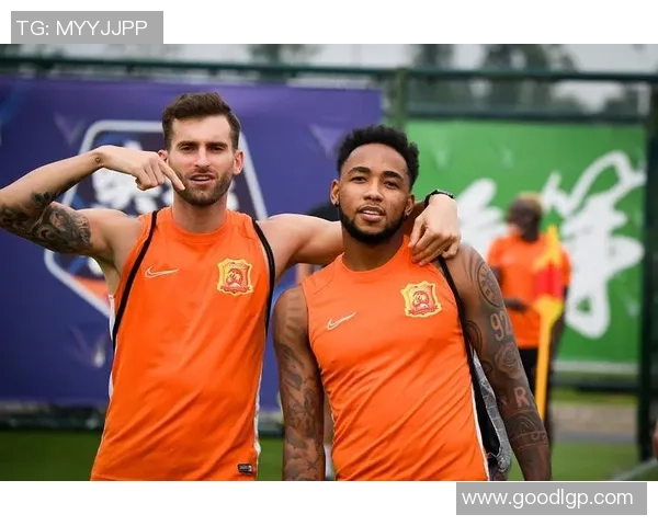 足球明星送礼指南精选推荐适合各类球迷的创意礼物图片 足球明星送礼指南精选推荐适合各类球迷的创意礼物图片